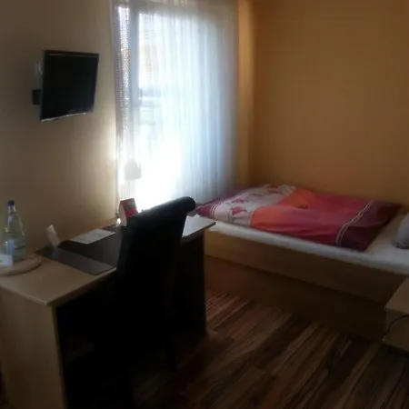 Hotel Sonnenhof 2*